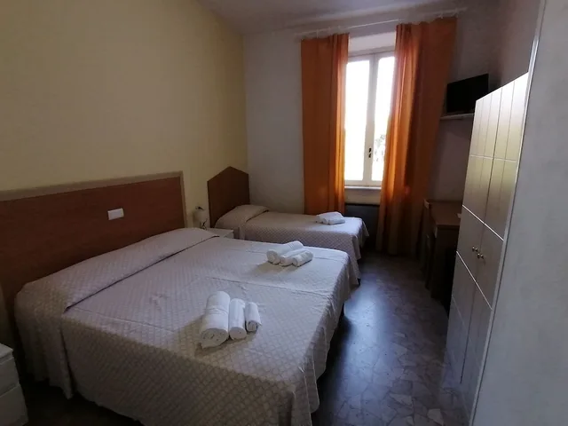 غرفة قياسية ثلاثية بإطلالة على المتنزه، Hotel Cilene 2/3