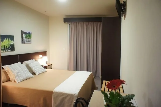 غرفة قياسية بسريرين منفصلين، Hotel MR 2/3