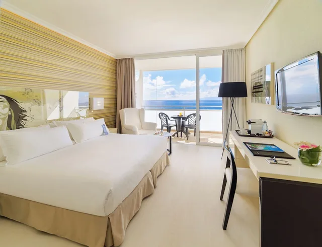 غرفة بريفيليج بشرفة مفردة بسرير مزدوج، H10 Gran Tinerfe - Adults Only 4/6