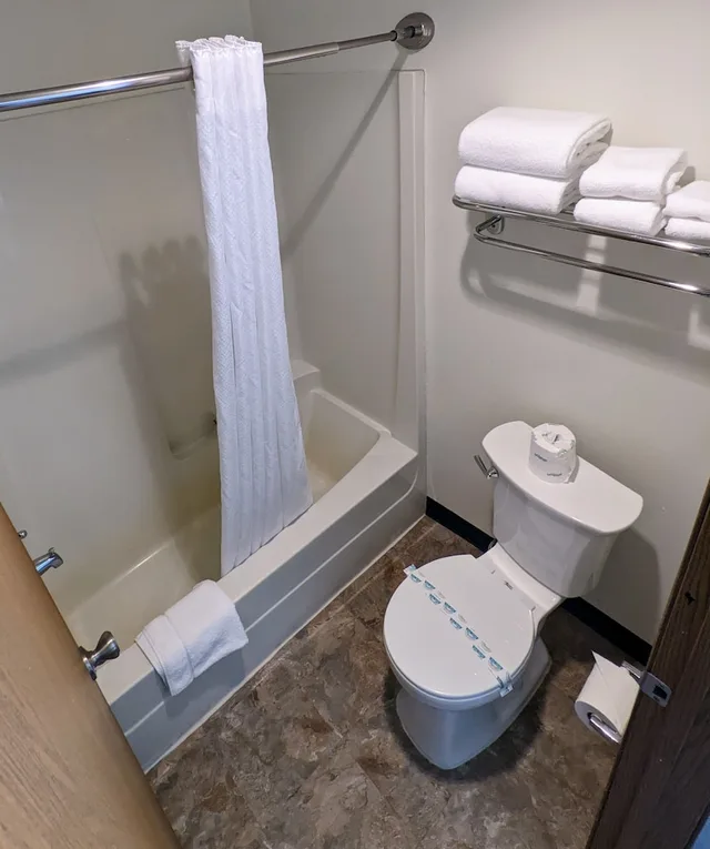 غرفة قياسية بسرير كينج، Fairground Inn Monroe WA 8/8