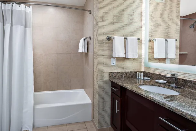 جناح بغرفتي نوم لذوي الإعاقة، Residence Inn by Marriott Cincinnati Downtown/The Phelps 3/6
