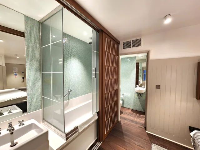 غرفة قياسية بسرير مزدوج، Leicester House 3/3