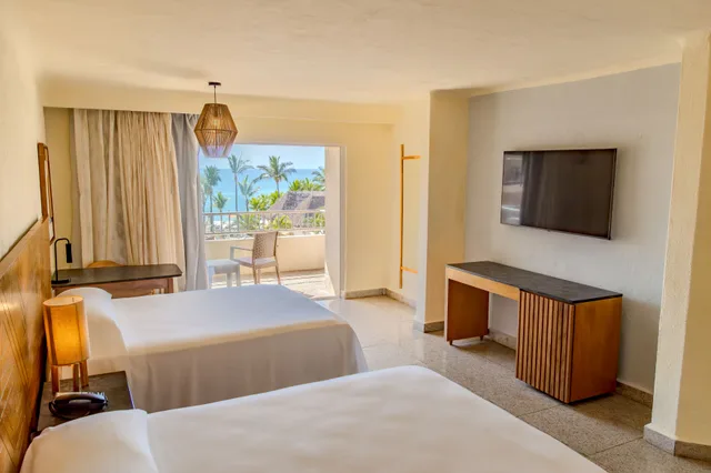Deluxe, Double Bed, Bay View، Friendly Fun Vallarta Different Experiences 1/4