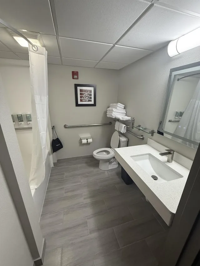 غرفة قياسية بسريرين كوين لذوي الإعاقة، Best Western Manchester, TN 7/8