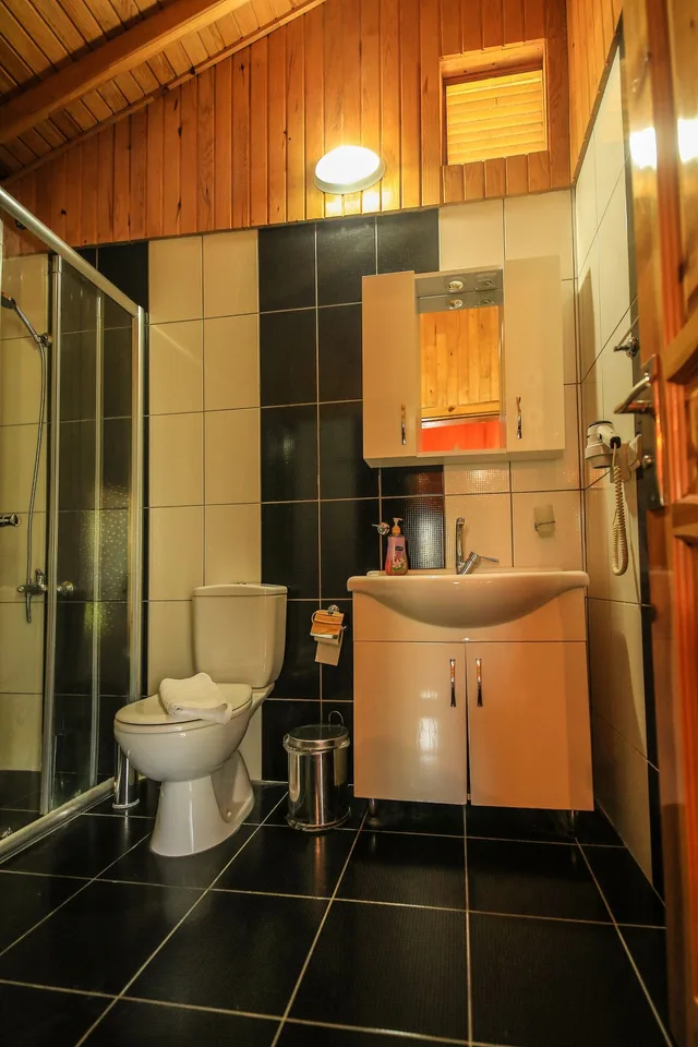 Bungalow, Quadruple, Double and Twin Beds, Cirali Zakkum Bungalow 2/5