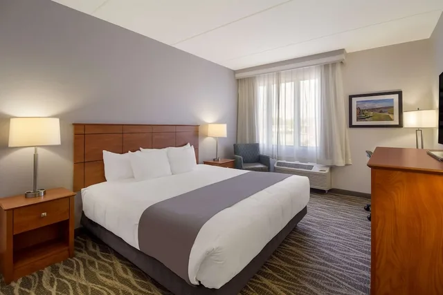 Standard, King Bed, Best Western Lock Haven 1/8
