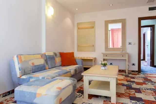 غرفة رباعية بسرير فردي، Koral Hotel 2/6