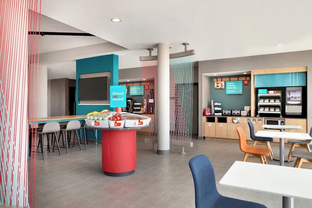 avid hotel Fort Stockton by IHG, West Odessa 10/28