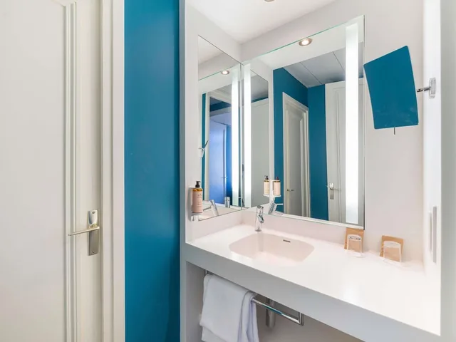 جناح بسرير كوين، Mercure Lyon Centre Chateau Perrache 6/8