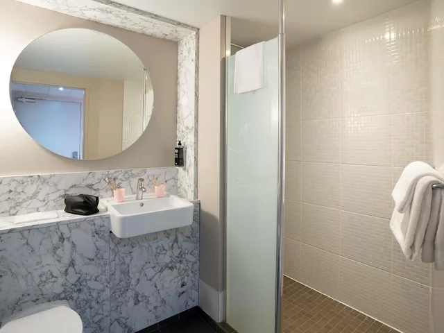 غرفة قياسية بسريرين منفصلين، Ibis Styles Bordeaux Centre Gare 5/6