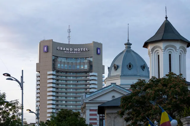 شقة بإطلالة على المدينة، Grand Hotel Bucharest 1/2