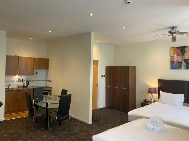 استوديو تنفيذي رباعي بسرير مزدوج مع أريكة، Grand Plaza Serviced Apartments 9/10