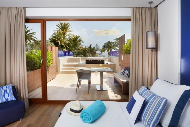 غرفة بريميوم بسرير مزدوج بإطلالة على البحر بمسبح خاص، Hotel Son Caliu Spa Oasis Superior 2/2