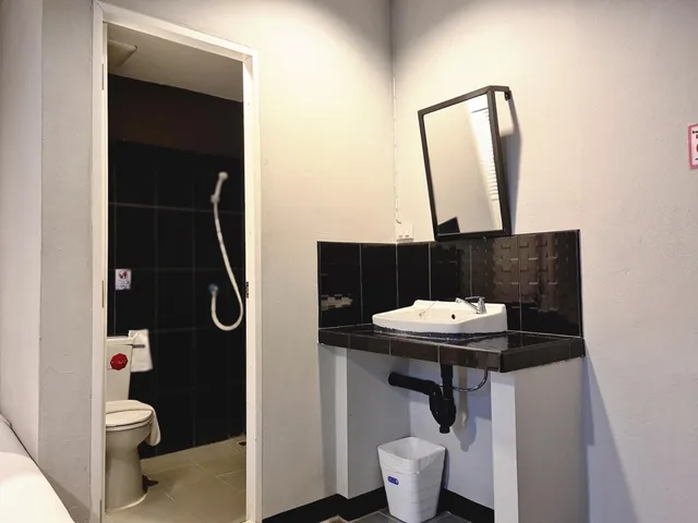 غرفة عائلية بحمام خاص، The 8 Factory Hostel Phitsanulok 4/5