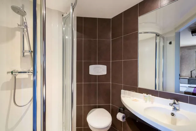 غرفة كومفورت بسرير كوين، Best Western Hotel La Mare O Poissons 3/4