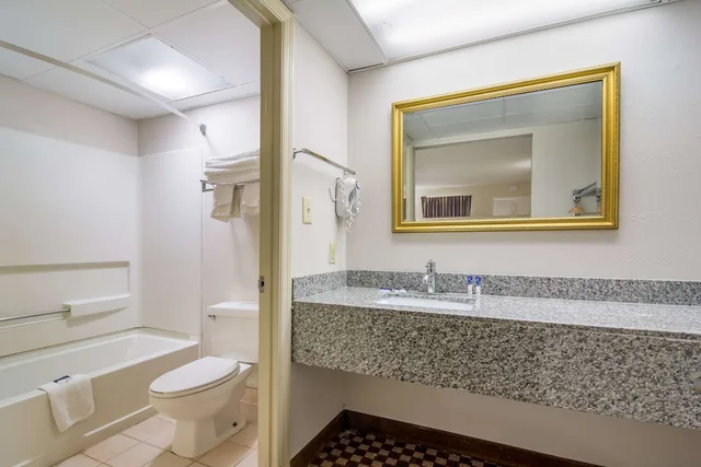 Room, 2 Queen Beds, Americas Best Value Inn Wadesboro 4/4