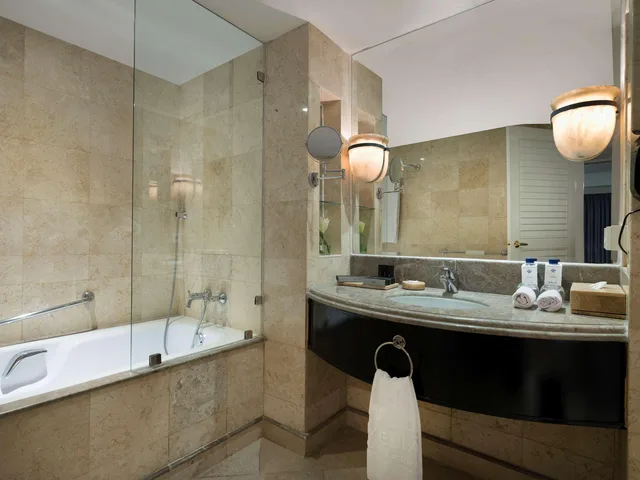 غرفة عائلية، MELIA PUROSANI 7/7