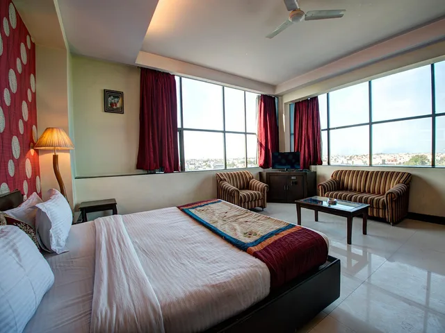 جناح تنفيذي، P.R RESIDENCY HOTEL 1/2