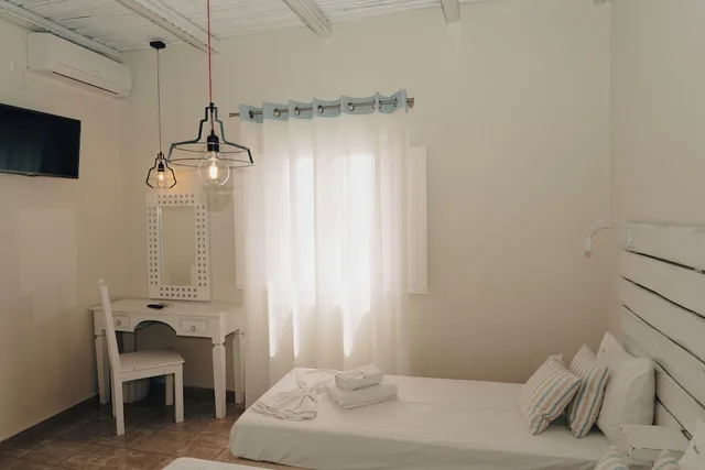 Superior, Queen Bed, Caldera View، Villa Ilias 5/10