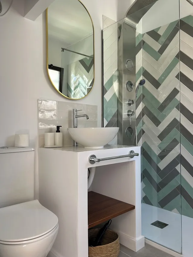 Type B, Apartment, 1 Queen and 1 Double Bed، La Concha 7/8