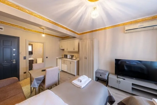 استوديو عائلي بسريرين منفصلين بإطلالة على المدينة مع أريكة بمطبخ، Taksim No 44 Hotel & Suites 1/3