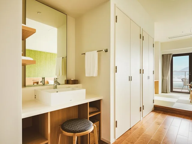 Japanese Western, Twin Beds, No Bathroom, Balcony، Etajimasou Hotel & SPA Hiroshima 4/4