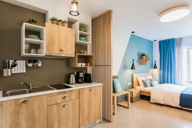 استوديو سيغنتشر بسرير كوين، Dynasta Central Suites 5/6