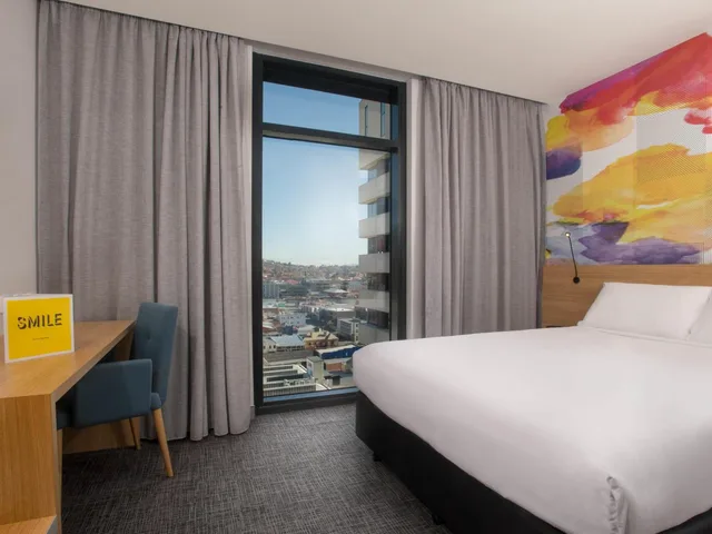 غرفة سوبيريور بسرير كينج وسرير كوين، ibis Styles Hobart 4/10