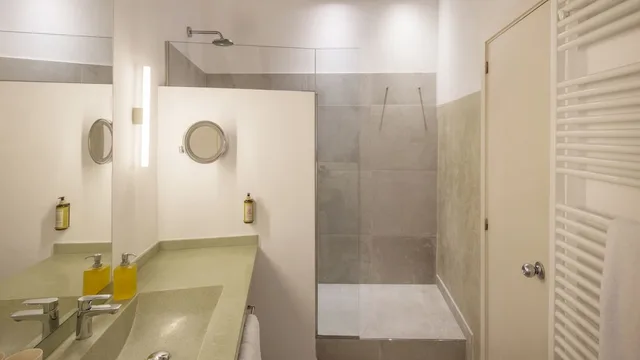 غرفة ديلوكس بسرير مزدوج، Hotel Palau Sa Font 3/5