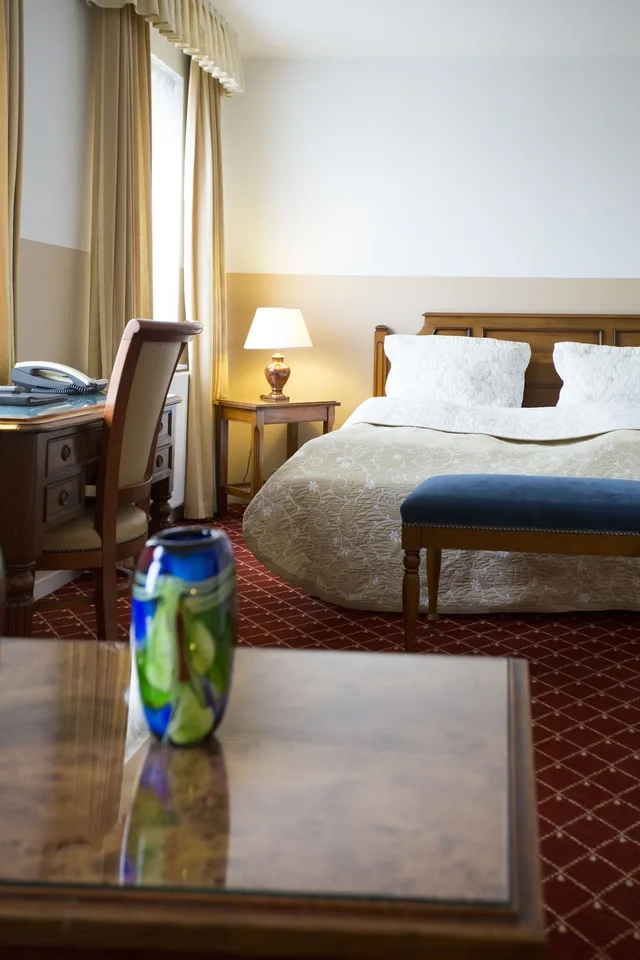 غرفة قياسية بسريرين منفصلين، Milling Hotel Plaza 3/6