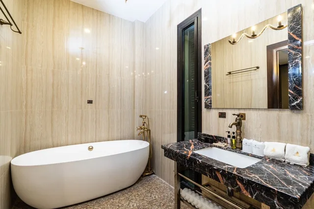 غرفة بسرير كوين، Khum Damnoen Resort 5/6