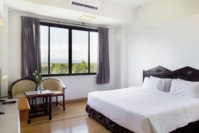 غرفة قياسية بسرير مزدوج بإطلالة على المدينة، Phrae Nakara Hotel 3/5