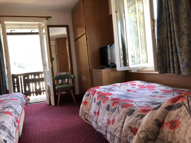 غرفة قياسية ثلاثية بشرفة، Majoni Hotel 3/7