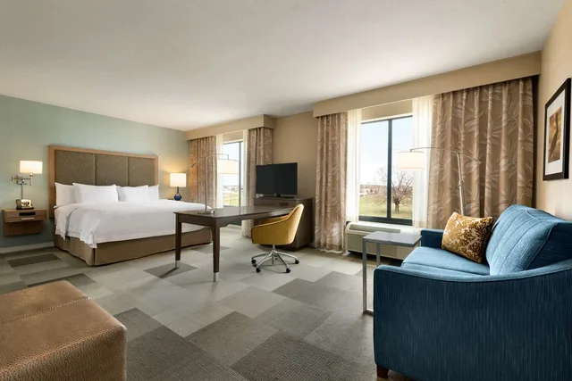 جناح استوديو بسرير كينج، Hampton Inn And Suites Monroe La 1/3