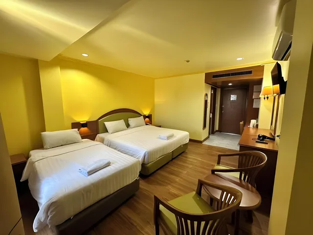 غرفة عائلية ثلاثية بغرفة نوم واحدة، Hatyai Merridian Hotel 2/2