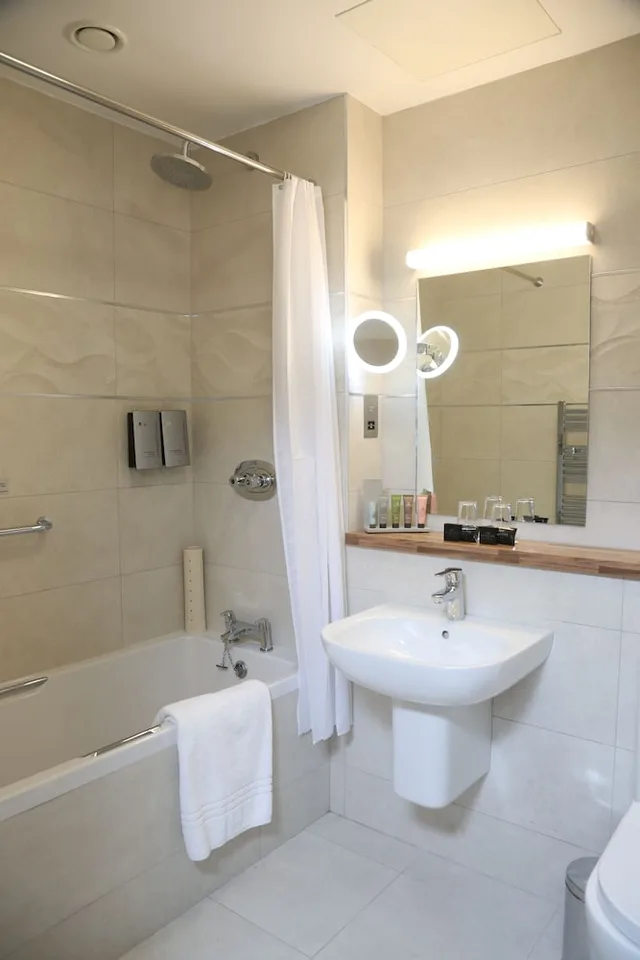 غرفة بسرير كينج، Menlo Park Hotel 3/3