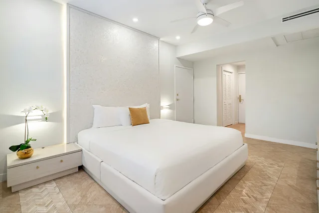 King Bed, Ocean Front، Cardozo South Beach 3/5