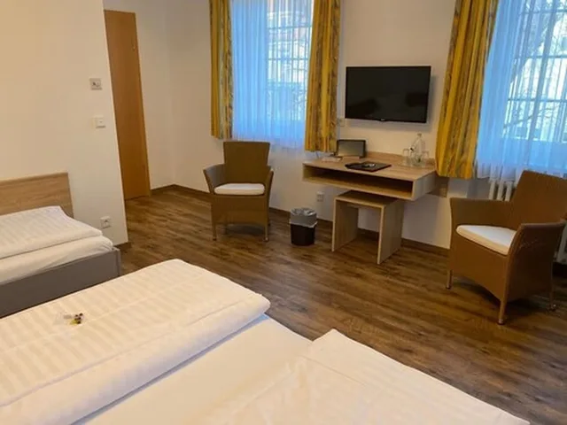 غرفة بسرير مزدوج، Hotel Gasthof Zum Storch 4/6