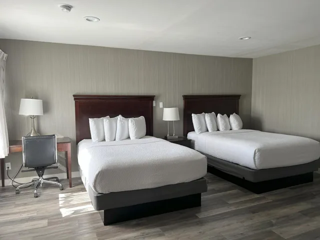 جناح بغرفتين، The Georgian Lakeside Resort 3/6