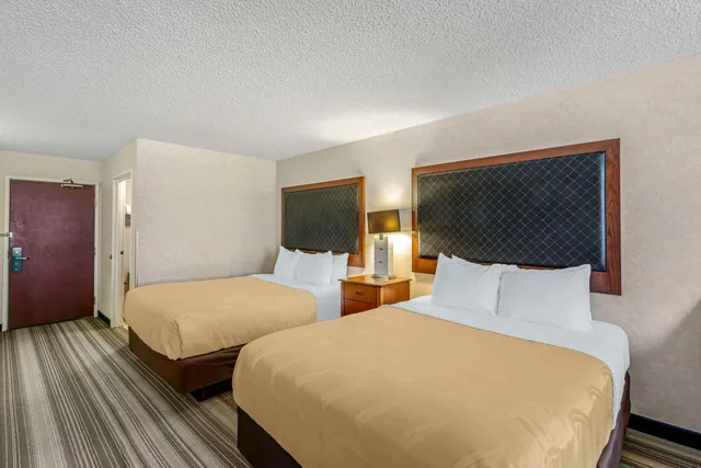 غرفة بسريرين كوين، Spark by Hilton Denver Tech Center Centennial 4/9