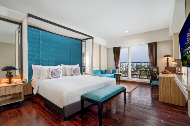 Executive, King Bed, Grand Sunshine Resort and Convention 1/3