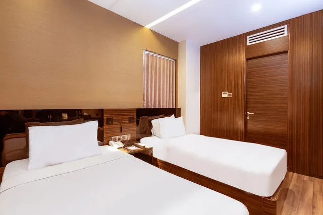 غرفة ديلوكس بسريرين منفصلين، QUEEN ANN HOTEL 4/10