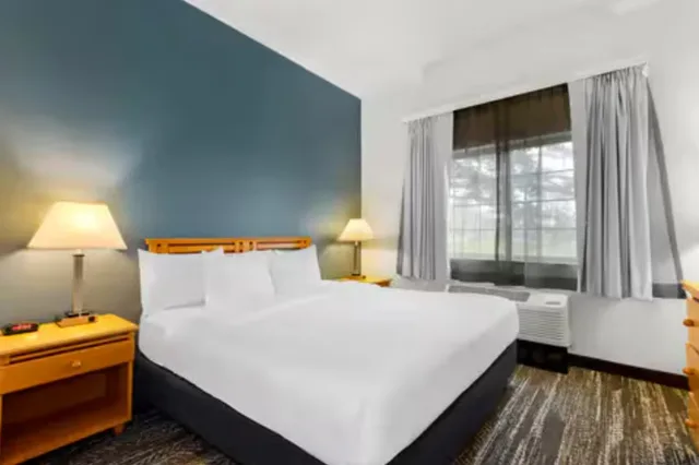 غرفة قياسية، Clarion Suites Anchorage Downtown 2/2