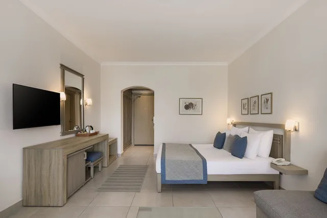 غرفة سوبيريور بسرير مزدوج أو سريرين منفصلين بإطلالة على المسبح، JAZ Casa Del Mar Resort (Ex Iberotel casa Del Mar) 5/10