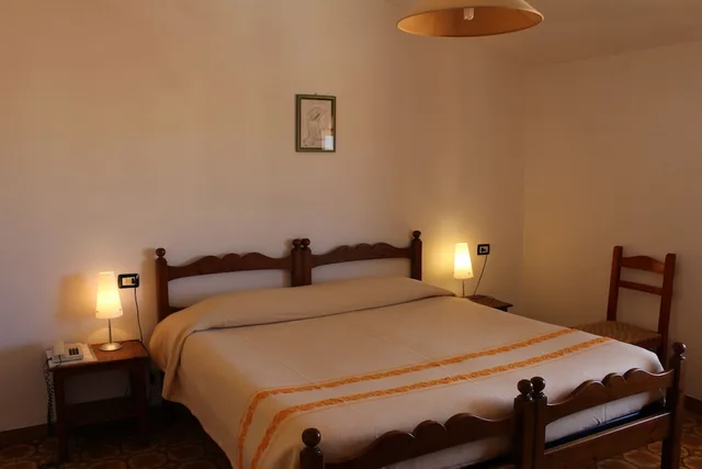 غرفة كلاسيكية ثلاثية بسرير مزدوج مع أريكة، Hotel Piccada 1/4