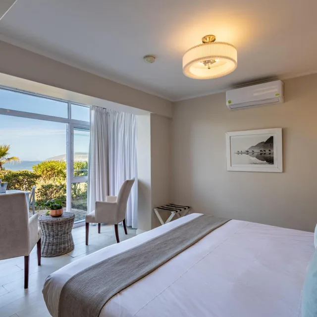 Sea Facing Room، The Robberg Beach Lodge 1/4