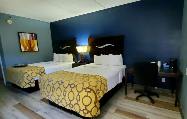 استوديو بسريرين كوين، Baymont by Wyndham London KY 1/5