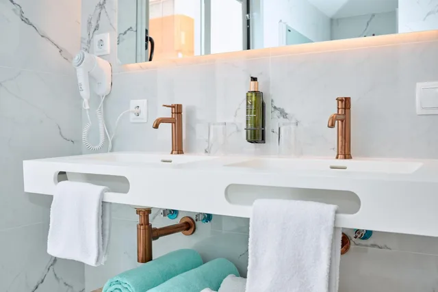 Junior Suite, Twin Beds, Ipanema Beach Hotel 6/6