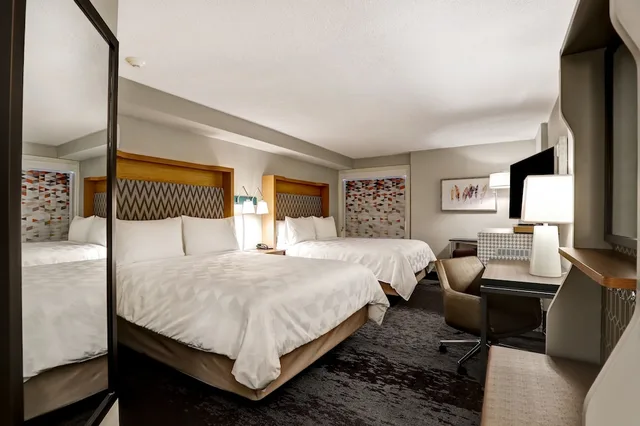 غرفة قياسية بسرير فردي، Holiday Inn Ottawa Dwtn Parliament Hill 3/5
