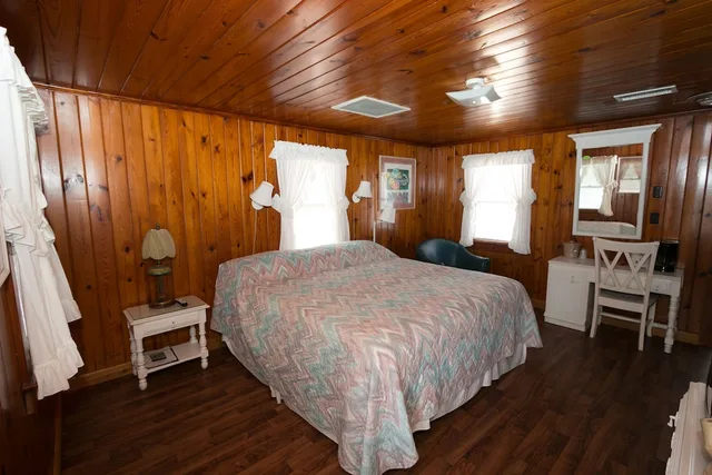 غرفة قياسية بسرير كينج، Outer Banks Motel 1/3